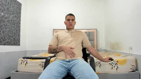 SIMON KELER online show from 04/22/26, 03:31