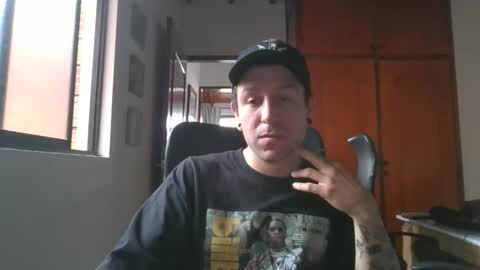 Snapshot of simonm777 chatting on 09/08/25, 07:13 simonm777 online show from 09/08/25, 07:13