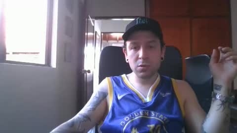 Snapshot of simonm777 chatting on 09/09/25, 06:40 simonm777 online show from 09/09/25, 06:40