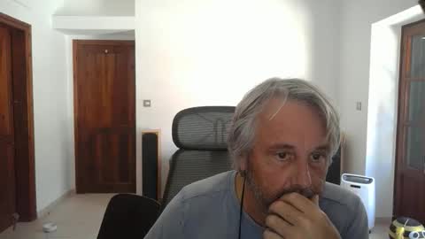 Simon online show from 05/09/26, 08:41