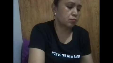 Carolyn online show from 12/30/24, 10:43