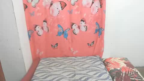 marisweet online show from 02/11/25, 09:20