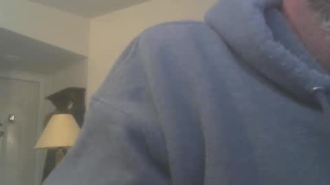 Snapshot of simplesamesq chatting on 01/05/25, 03:22 simplesamesq online show from 01/05/25, 03:22