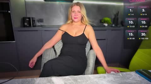 A present for me  online show from 11/18/25, 06:45