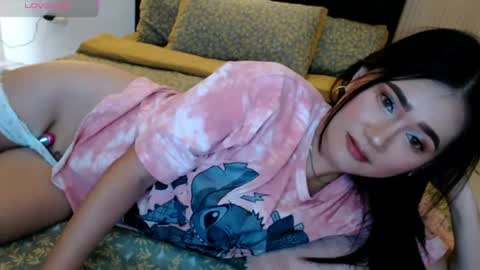 Snapshot of simplykhate chatting on 07/17/26, 02:18 Adrianna Fowler online show from 07/17/26, 02:18