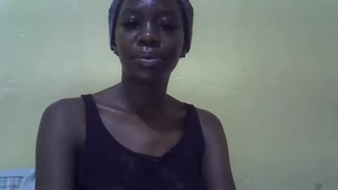 simplyloy33 online show from 04/21/26, 04:19