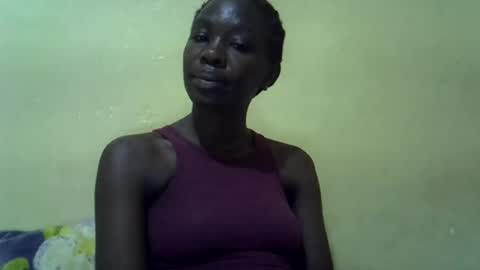 Snapshot of simplyloy33 chatting on 07/01/26, 11:59 simplyloy33 online show from 07/01/26, 11:59