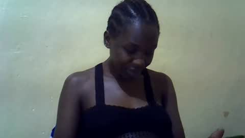 Snapshot of simplyloy33 chatting on 07/11/26, 06:43 simplyloy33 online show from 07/11/26, 06:43