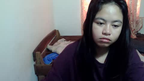 Snapshot of simplypretty_monica chatting on 10/06/25, 01:03 simplypretty_monica online show from 10/06/25, 01:03