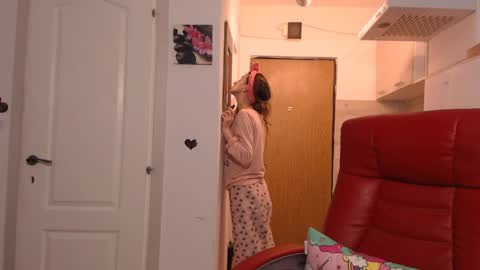 simyhvn online show from 04/03/26, 04:10