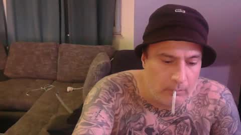 sinalco1975 online show from 11/13/25, 03:49