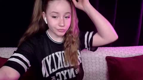 Sindi online show from 02/08/25, 05:50