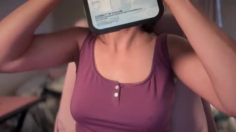 Sindra online show from 10/25/25, 07:08