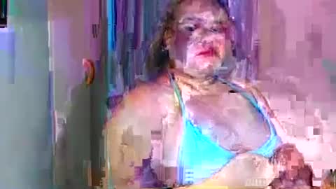 Ava online show from 03/09/26, 08:24