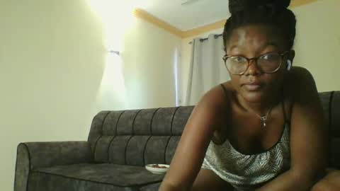 Snapshot of sinful_shadow chatting on 07/29/26, 02:26 sinful_shadow online show from 07/29/26, 02:26
