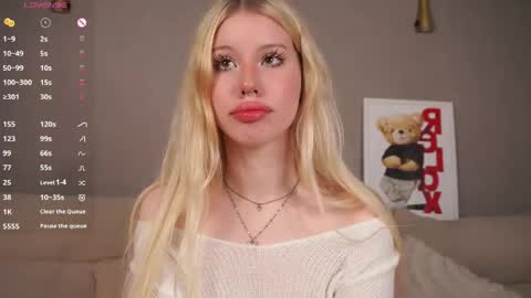   online show from 06/01/26, 08:43