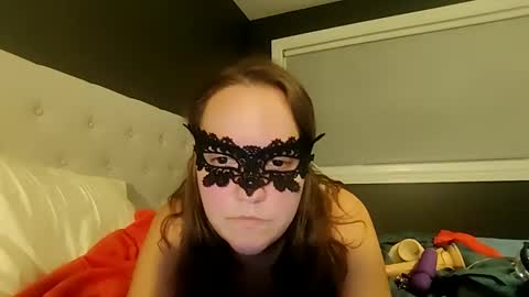 Snapshot of sinfulsynergy666 chatting on 10/20/25, 02:45 SinfulSynergy online show from 10/20/25, 02:45