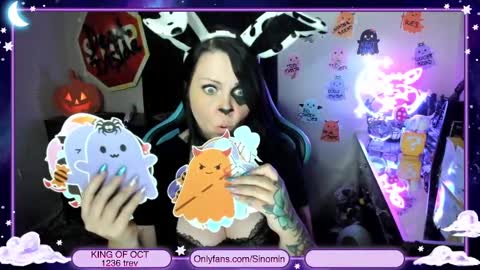 Sinomin online show from 10/10/25, 02:10