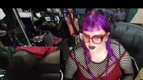 Sinstress hemlock online show from 06/25/26, 03:50