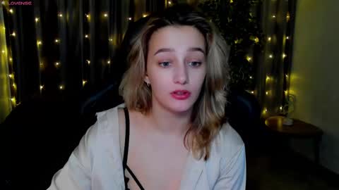 Sinty Noria online show from 02/10/25, 04:08