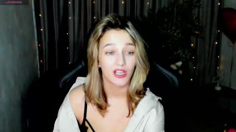 Sinty Noria online show from 02/19/25, 04:44