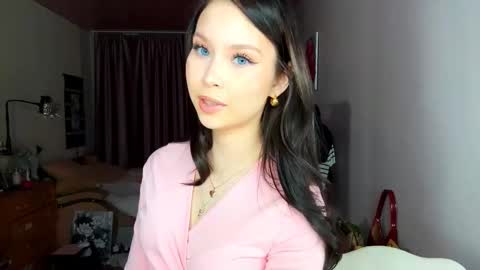 Emma online show from 11/15/25, 11:51