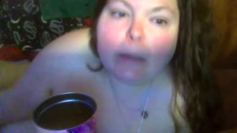 Snapshot of siofra chatting on 06/12/26, 02:27 Siofra online show from 06/12/26, 02:27