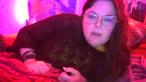 Snapshot of siofra chatting on 06/21/26, 03:53 Siofra online show from 06/21/26, 03:53
