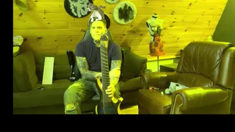 Snapshot of siphonophorslaysstrings chatting on 02/23/26, 03:42 Unbridledfuckingcrazy online show from 02/23/26, 03:42