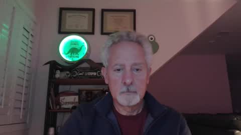 Snapshot of sir_lust_alot chatting on 05/23/26, 06:29 Don Roberto online show from 05/23/26, 06:29