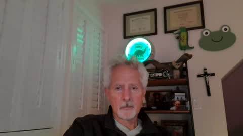 Snapshot of sir_lust_alot chatting on 06/19/26, 12:59 Don Roberto online show from 06/19/26, 12:59