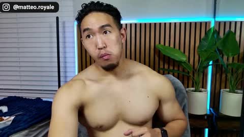 Snapshot of sir_teo chatting on 11/04/25, 02:54 SIR TEO online show from 11/04/25, 02:54