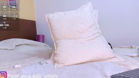 William independent models online show from 09/24/25, 06:11