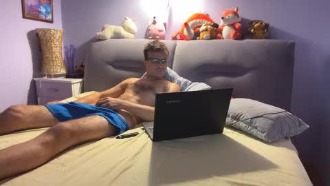 sirena2025 online show from 09/18/25, 04:09