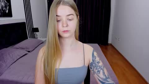 SirenaBloom online show from 03/03/26, 09:48