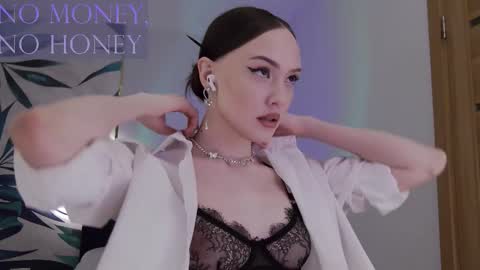 Goddess Sirena online show from 02/19/26, 08:05