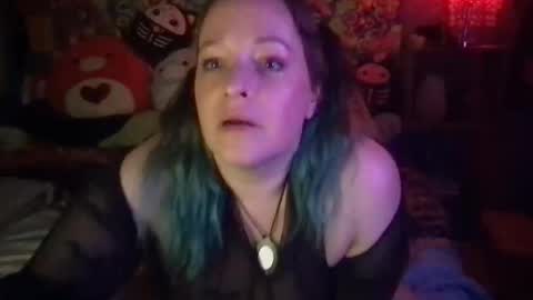 Snapshot of sirenfalls888 chatting on 10/04/25, 04:32 RavenFalls Aphrodite Priestess online show from 10/04/25, 04:32