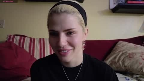 Sirenity online show from 09/23/25, 04:04