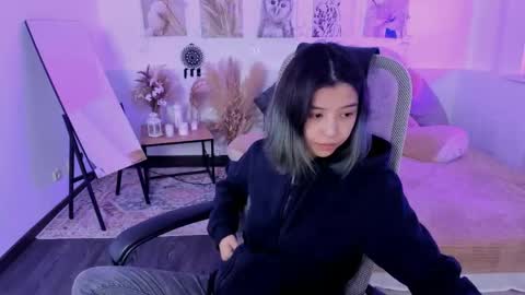 Snapshot of sirenmystique chatting on 06/03/26, 07:19 Si online show from 06/03/26, 07:19