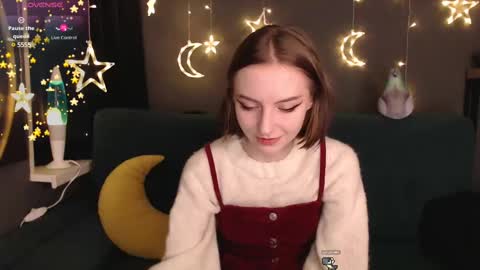 Snapshot of sirshamor chatting on 02/09/25, 10:54  SirshaMor   online show from 02/09/25, 10:54