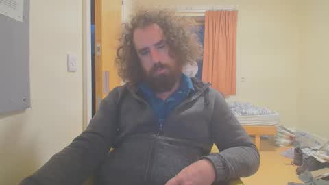 Snapshot of sirspammer chatting on 09/24/25, 06:22 sirspammer online show from 09/24/25, 06:22