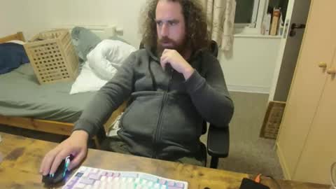 Snapshot of sirspammer chatting on 12/22/25, 10:07 sirspammer online show from 12/22/25, 10:07