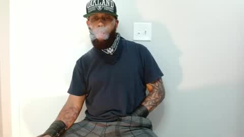 Snapshot of sirtylattimore chatting on 10/27/25, 10:30 SirTyLattimore online show from 10/27/25, 10:30