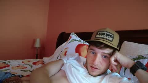 Snapshot of siscohater chatting on 10/07/25, 09:23 James online show from 10/07/25, 09:23