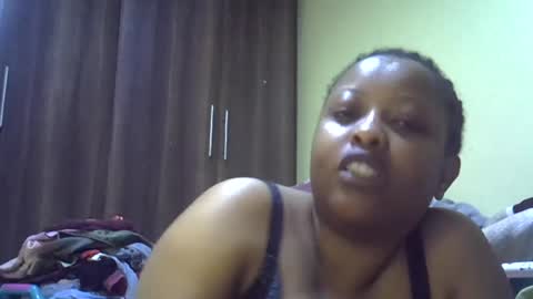 Snapshot of sisibrown97 chatting on 07/16/26, 11:00 brown online show from 07/16/26, 11:00