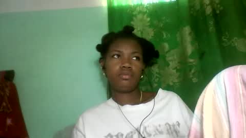 Snapshot of sisih567089 chatting on 10/17/25, 05:10 sisih567089 online show from 10/17/25, 05:10
