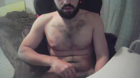 sissy_bear_ online show from 01/05/25, 05:51