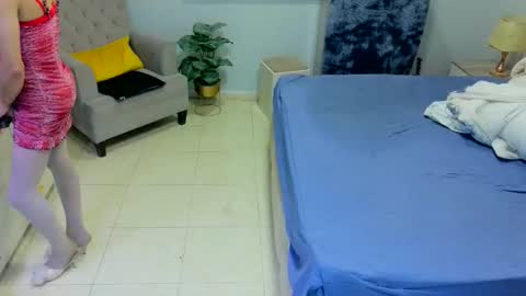 D i f a  Ana Arbeh shemale online show from 03/21/26, 07:13