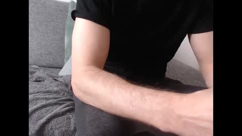 looking for older male ore female to use me sexually and be good to me ahhhhh online show from 03/19/26, 11:58