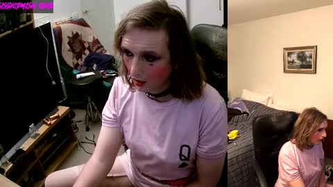 Snapshot of sissycdmish chatting on 09/12/25, 03:56 SissyCDMish online show from 09/12/25, 03:56